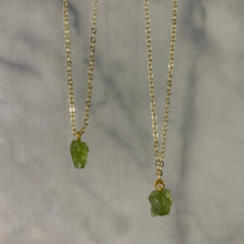 Load image into Gallery viewer, Peridot // Raw Dainty Necklace